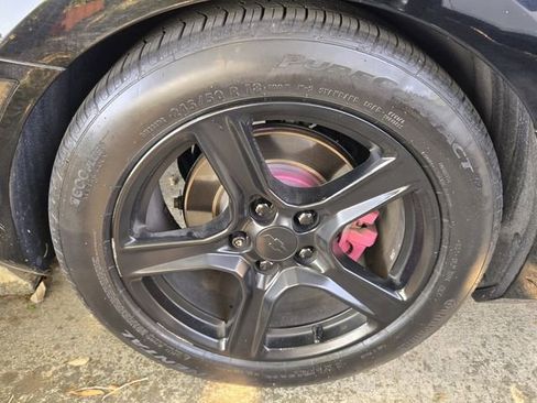 Used 2018 Chevrolet Camaro LT image 11