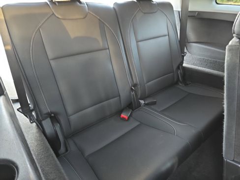 Used 2019 Acura MDX SH-AWD w/ Technology Package image 12