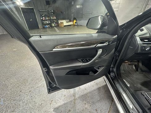 Used 2016 BMW X1 xDrive28i AWD/4WD image 14
