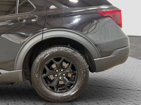 Used 2024 Ford Explorer Timberline w/ Timberline Technology Package AWD/4WD image 14