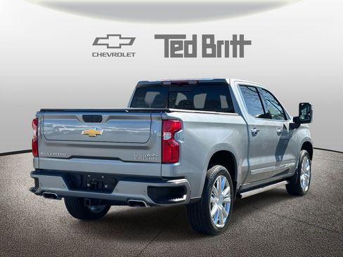 Certified 2024 Chevrolet Silverado 1500 High Country w/ High Country Premium Package image 4