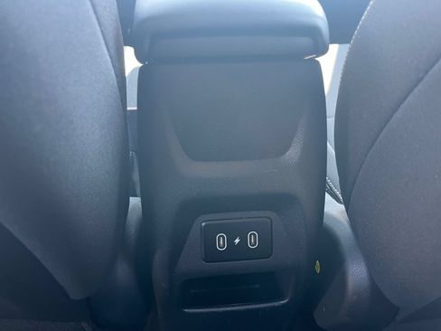 Used 2026 Hyundai Venue SEL FWD image 18