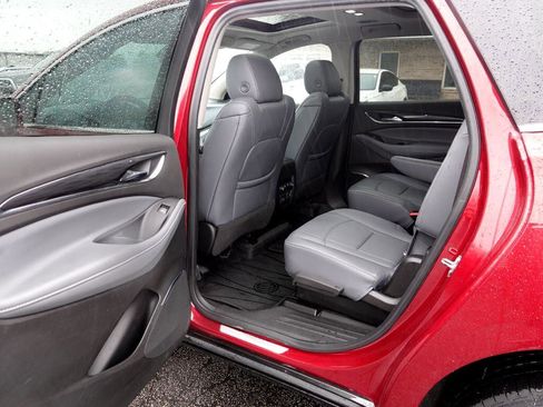 Used 2020 Buick Enclave Essence w/ Sport Touring Edition image 15