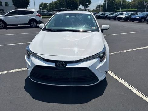 Used 2024 Toyota Corolla LE FWD image 10