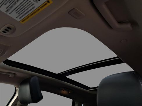 Certified 2022 Lincoln Nautilus Reserve w/ Equipment Group 201A image 21