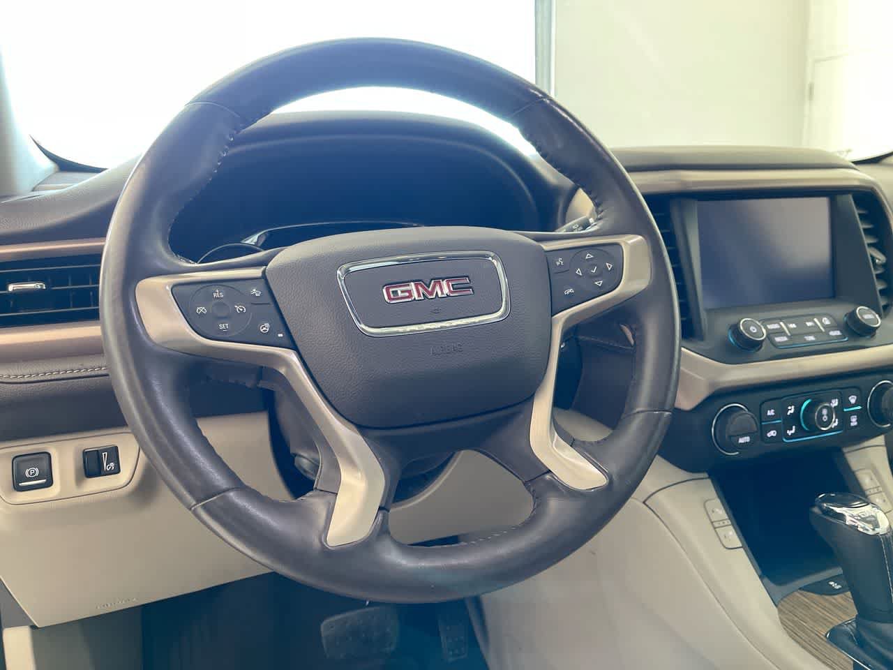 Used 2017 GMC Acadia Denali w/ Technology Package AWD/4WD image 14