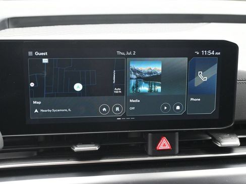 Used 2026 Kia Carnival FWD image 14