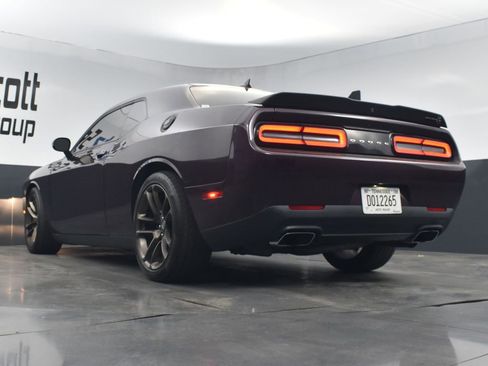 Used 2022 Dodge Challenger R/T Scat Pack w/ Dynamics Package RWD image 20