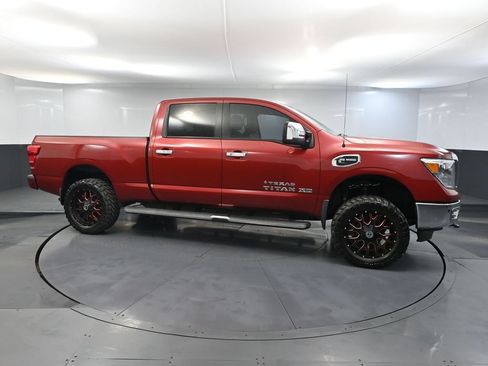 Used 2018 Nissan Titan SL w/ Texas Titan Edition AWD/4WD image 3