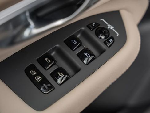 New 2026 Volvo XC90 T8 Ultra image 40