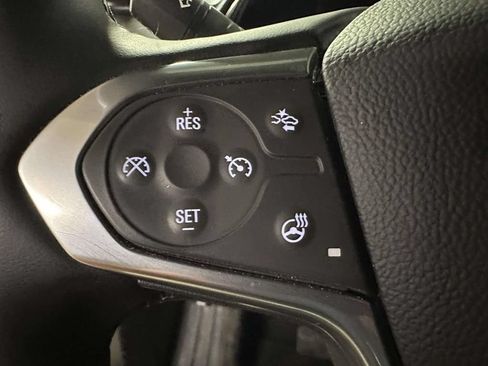 Used 2023 Chevrolet Traverse RS AWD/4WD image 35