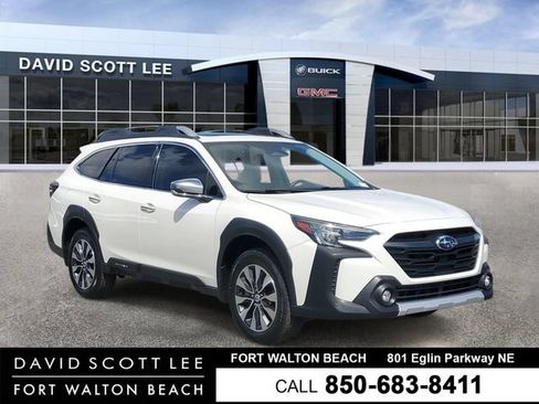 Used 2023 Subaru Outback Touring XT AWD/4WD image 1