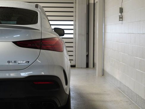 Used 2026 Mercedes-Benz GLE 63 AMG S image 10
