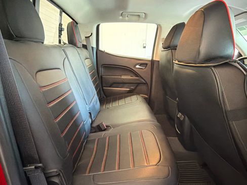 Used 2022 Chevrolet Colorado LT w/ Safety Package image 25