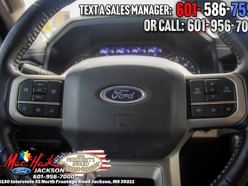 Certified 2023 Ford Expedition XLT image 11