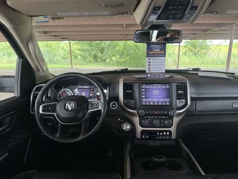 Used 2020 RAM 1500 Laramie RWD image 25