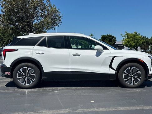 Used 2024 Chevrolet Blazer EV LT AWD/4WD image 3