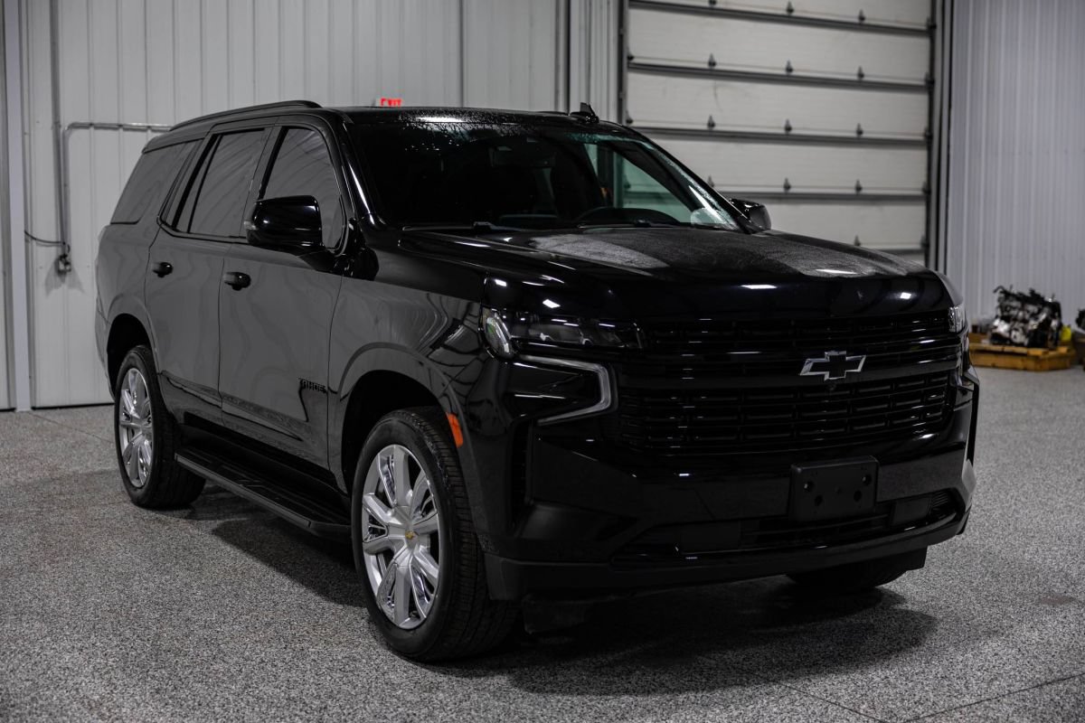 Used 2024 Chevrolet Tahoe RST w/ Luxury Package RWD image 7