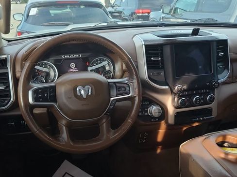 Used 2020 RAM 1500 Laramie w/ Off Road Group AWD/4WD image 6