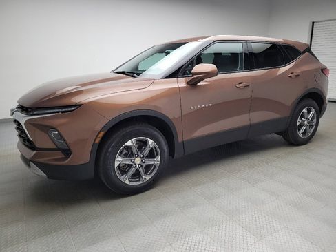 Used 2023 Chevrolet Blazer LT w/ LPO, Floor Liner Package AWD/4WD image 2