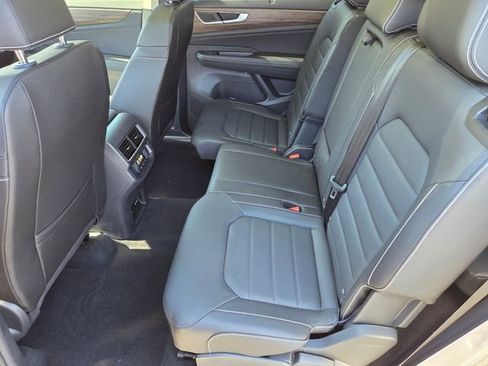 New 2025 Volkswagen Atlas SEL image 7