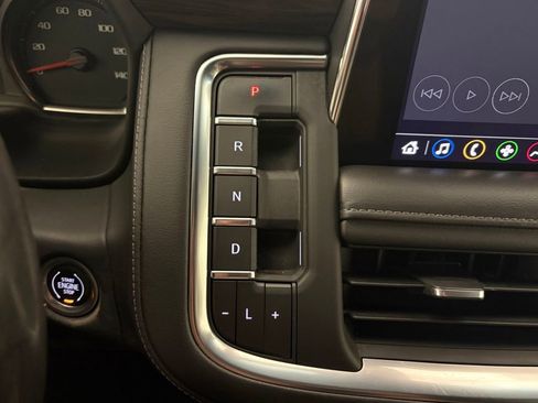 Certified 2021 Chevrolet Tahoe LT RWD image 31
