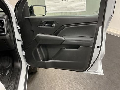 New 2026 GMC Canyon Elevation RWD image 8