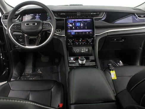 Used 2023 Jeep Grand Cherokee 4WD 4xe image 10