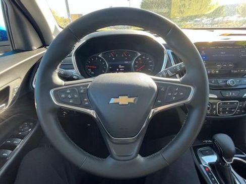 Used 2024 Chevrolet Equinox Premier image 29