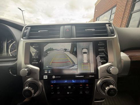 Used 2022 Toyota 4Runner Limited RWD image 27