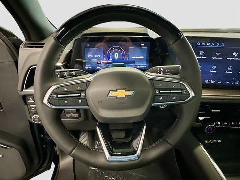 New 2026 Chevrolet Suburban High Country image 12