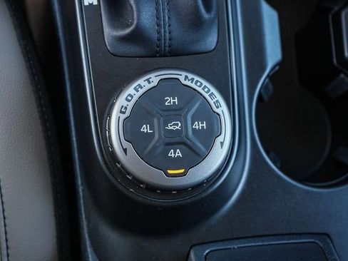 Used 2023 Ford Bronco Wildtrak image 20