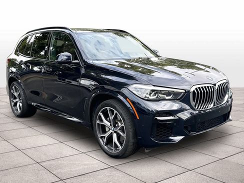 Used 2023 BMW X5 xDrive40i w/ M Sport Package AWD/4WD image 3