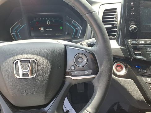 Used 2023 Honda Odyssey Elite image 21