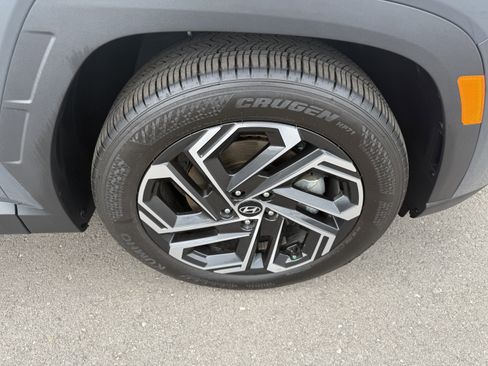 Used 2025 Hyundai Tucson Limited image 39
