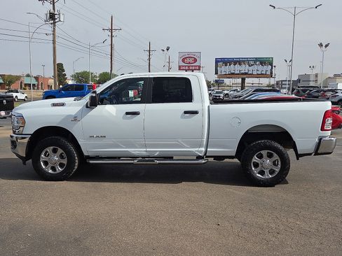 Used 2024 RAM 2500 Big Horn w/ Off Road Package AWD/4WD image 2
