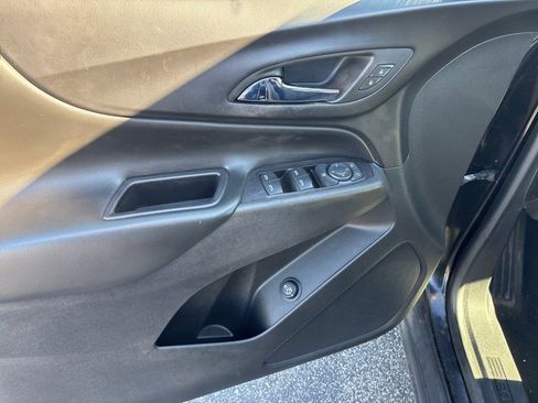 Used 2019 Chevrolet Equinox LT image 21