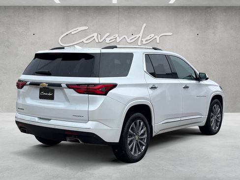 Used 2023 Chevrolet Traverse Premier image 16