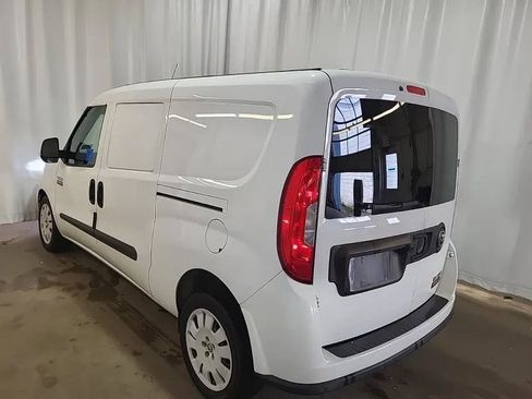 Used 2018 RAM ProMaster City Tradesman SLT FWD image 3