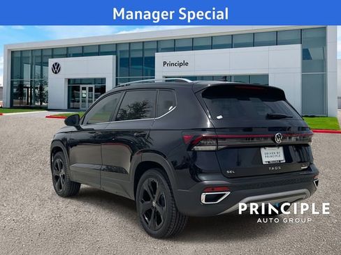 New 2025 Volkswagen Taos SEL image 4