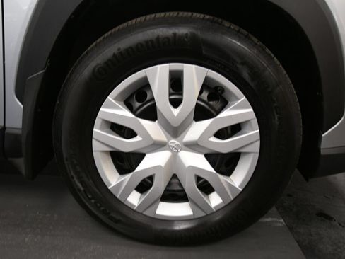 Used 2023 Toyota Corolla Cross L FWD image 28