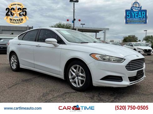 Used 2014 Ford Fusion SE FWD image 3