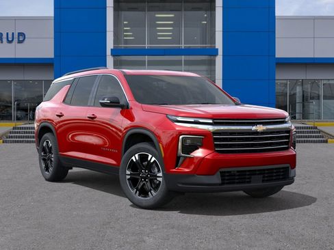 New 2027 Chevrolet Traverse LT w/ Sun and Wheel Package AWD/4WD image 7