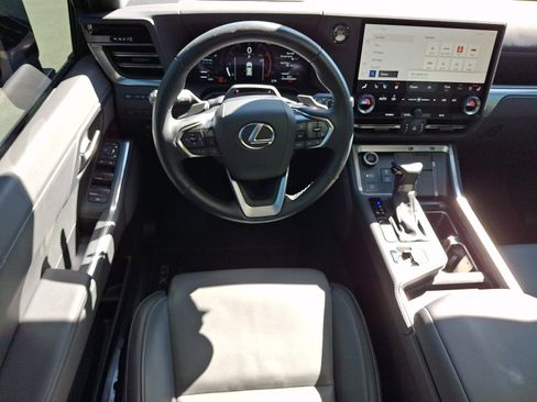 Certified 2024 Lexus GX 550 w/ Accessory Package (Z1) AWD/4WD image 11