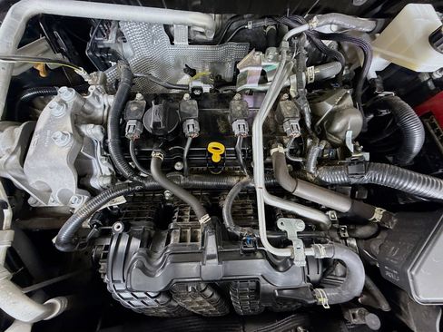 Used 2023 Mitsubishi Outlander ES image 39