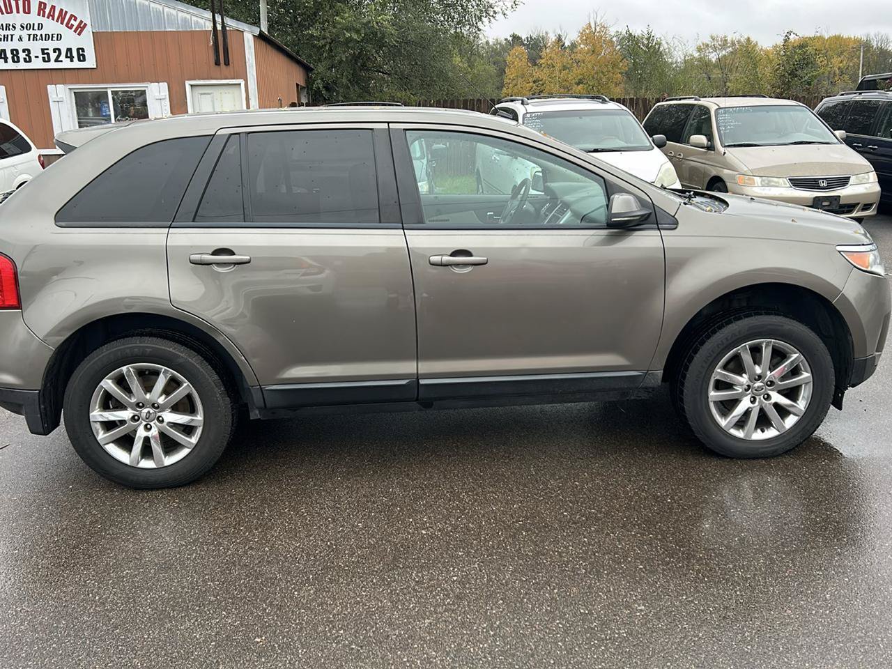 Used 2013 Ford Edge SEL FWD image 4
