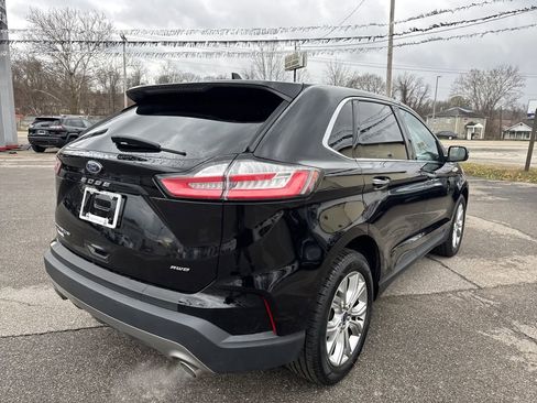 Used 2022 Ford Edge Titanium w/ Equipment Group 301A image 4