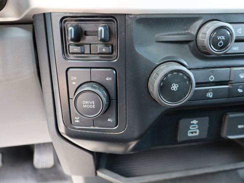 Used 2023 Ford F350 XL w/ STX Appearance Package AWD/4WD image 28