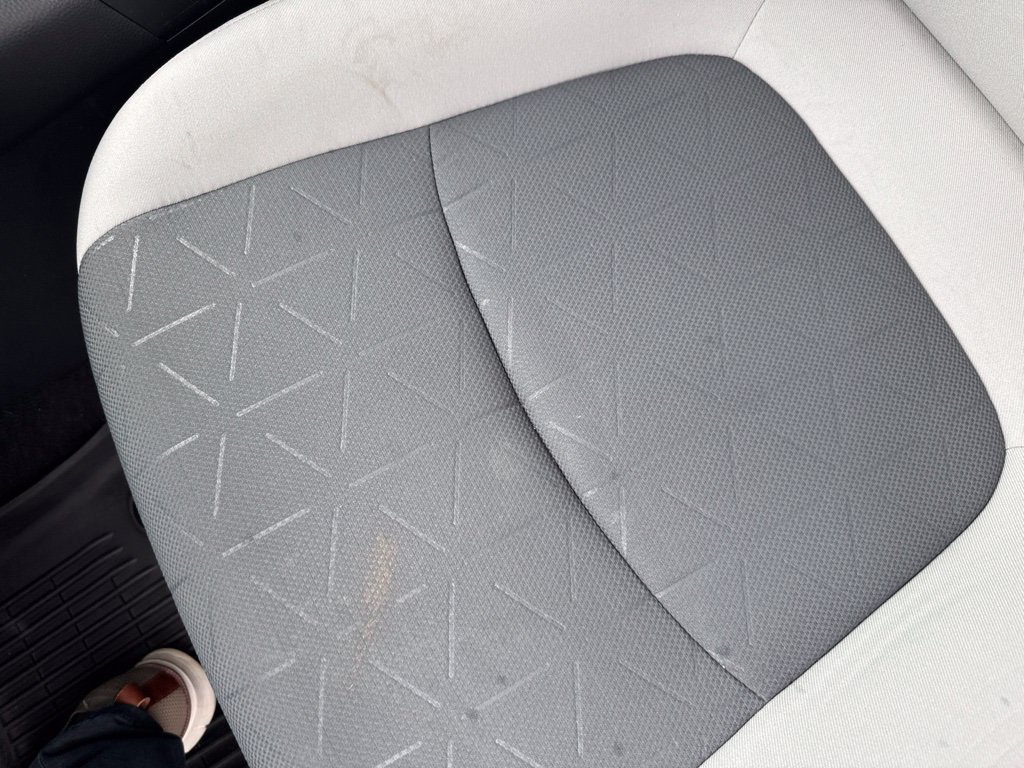 Used 2019 Toyota RAV4 XLE AWD/4WD image 19