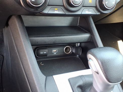 Used 2023 Kia Forte LXS image 12